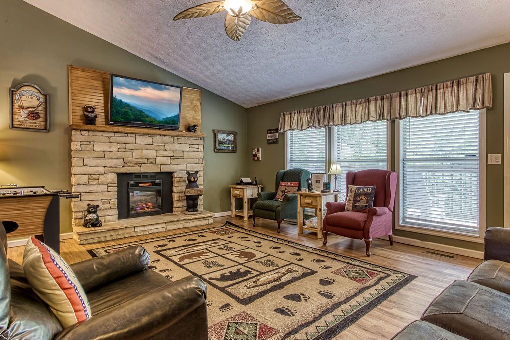 Photo of Livingroom in Sevierville
