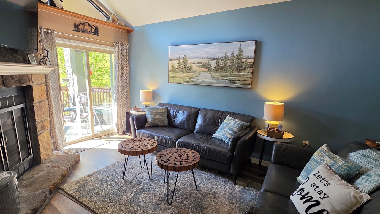 Photo of Livingroom in Chalet Village