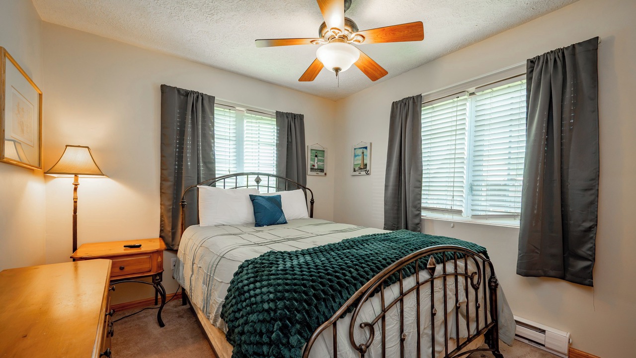 Photo of Bedroom in Paradise Point