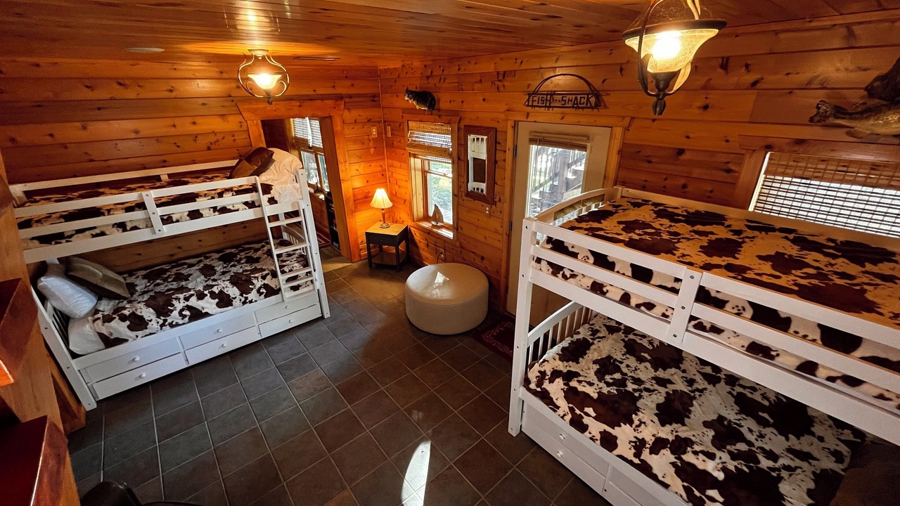 Photo of Bedroom in Leesville