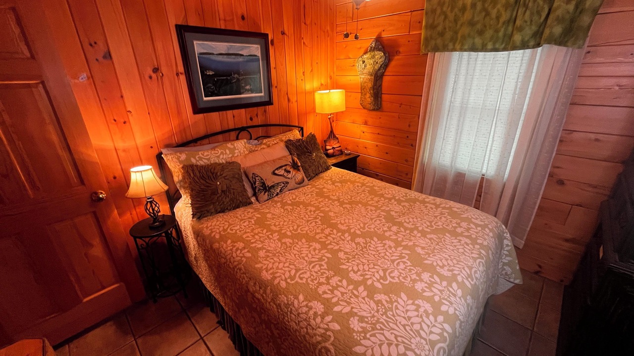 Photo of Bedroom in Leesville
