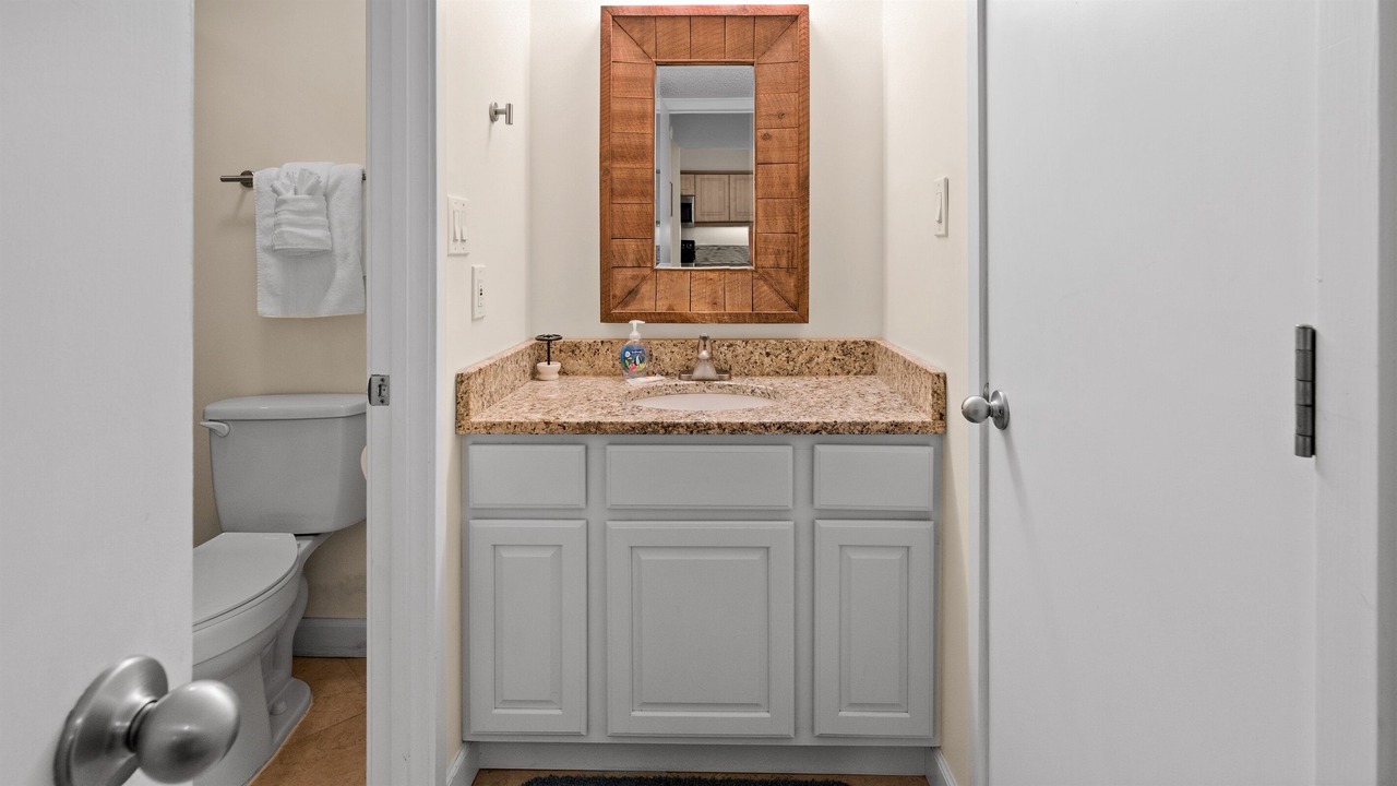Photo of Bathroom in Arcadian Shores