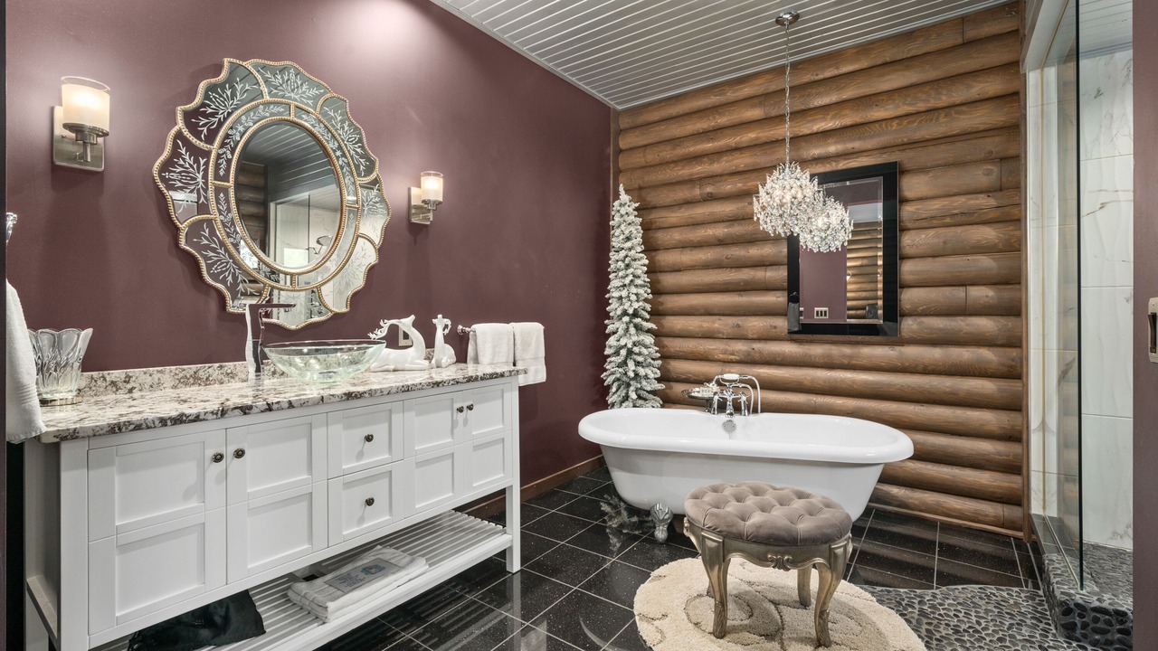 Photo of Bathroom in Logan