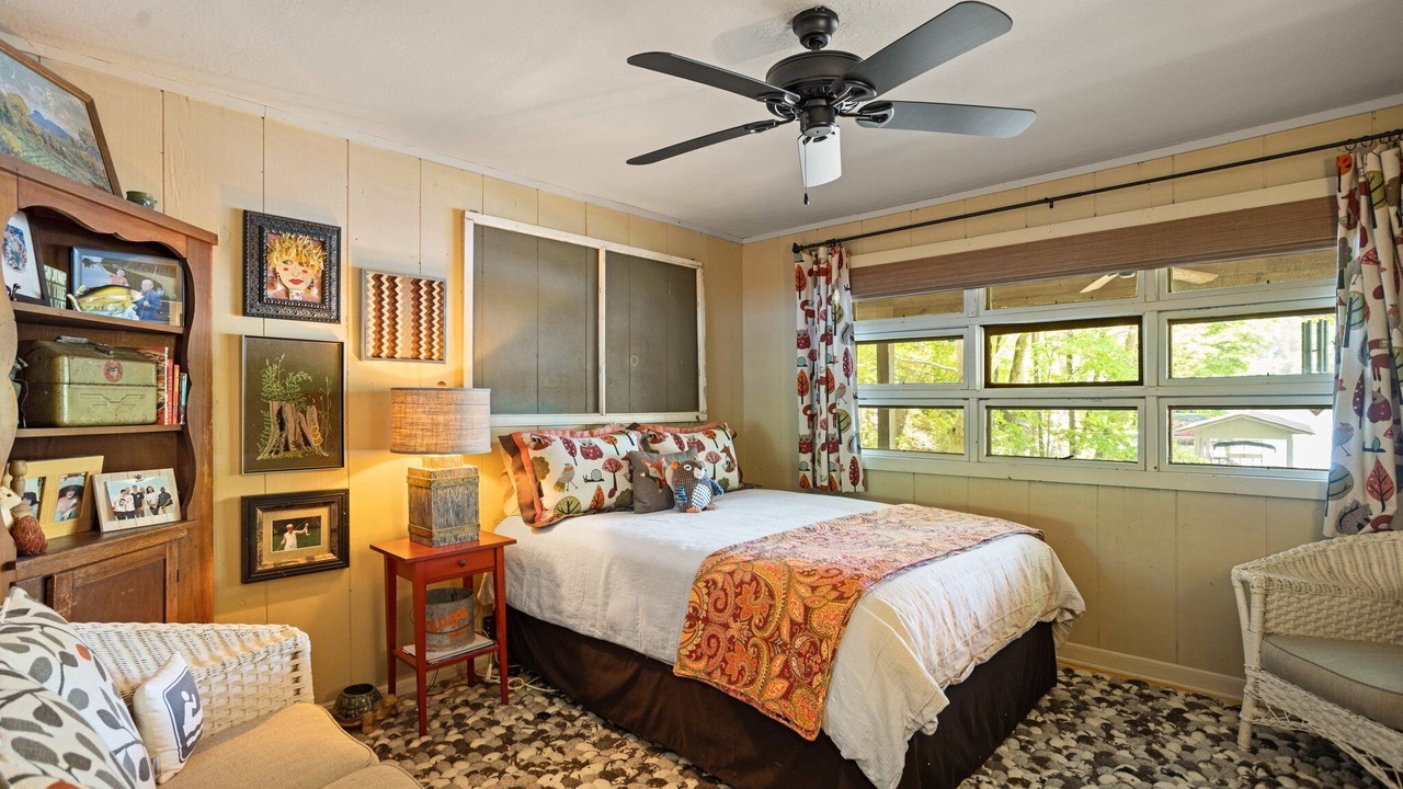 Photo of Bedroom in Sunset Cove