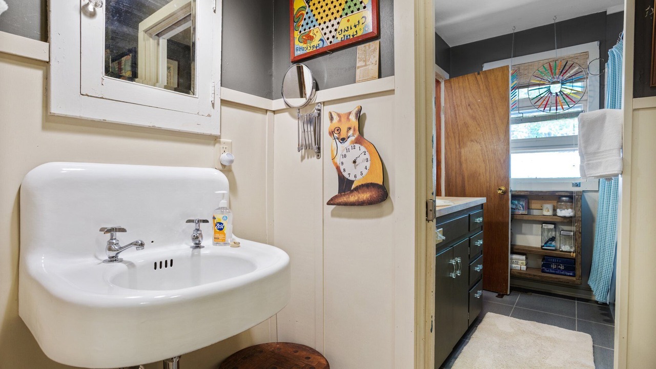 Photo of Bathroom in Sunset Cove