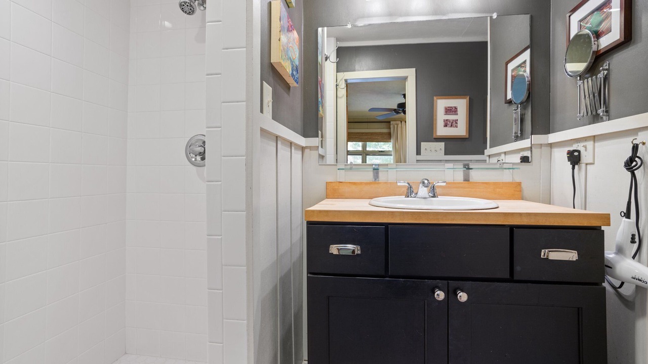 Photo of Bathroom in Sunset Cove