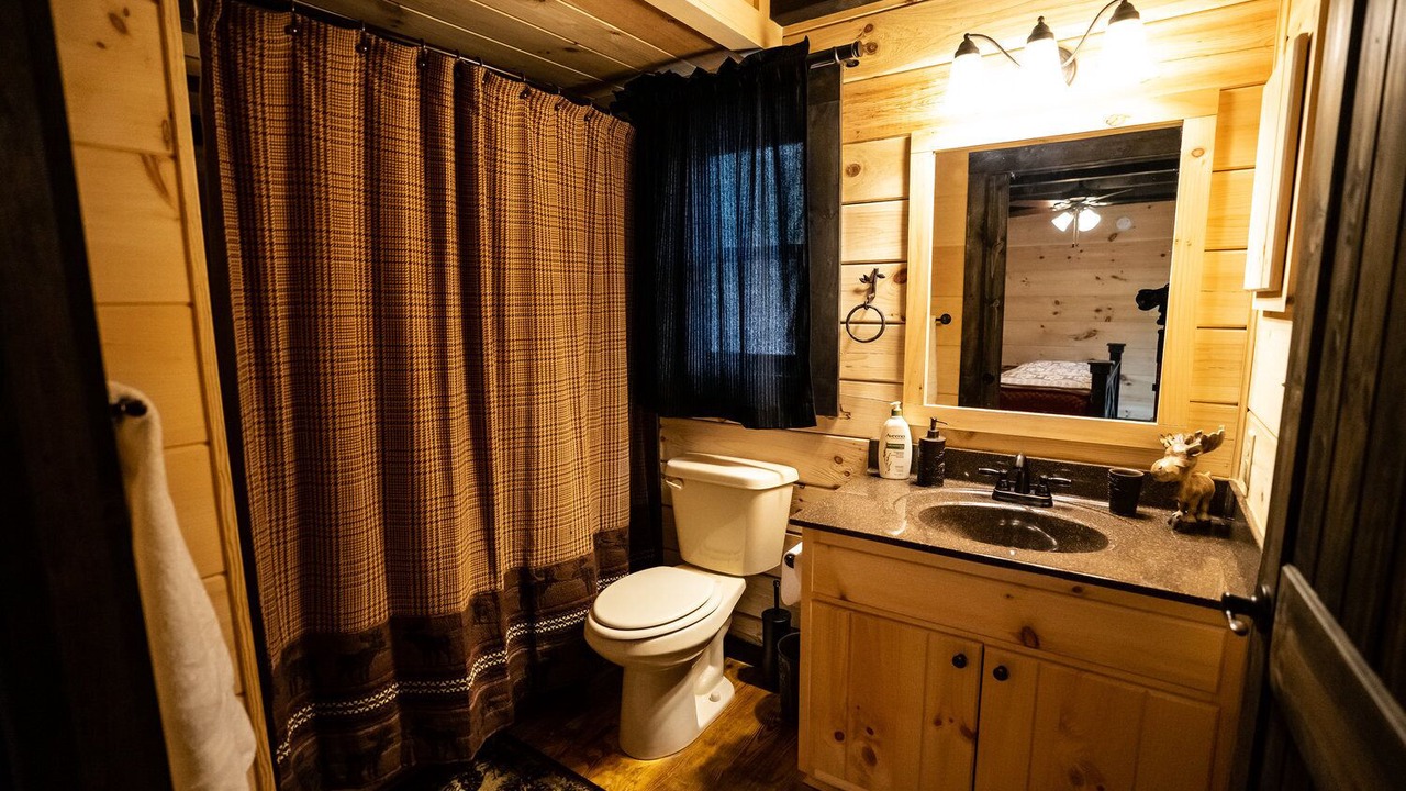 Photo of Bathroom in Topton