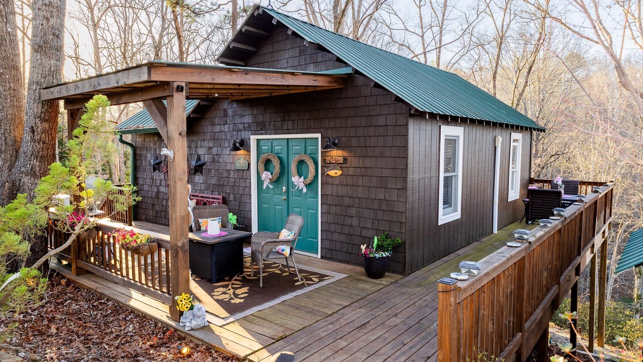 Photo of Patio Balcony in Dawsonville