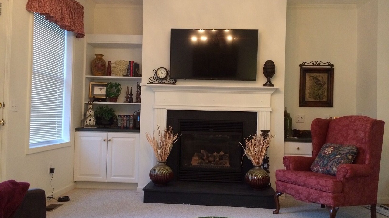Photo of Livingroom in Sapphire
