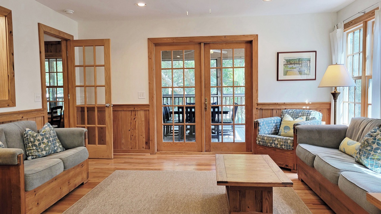 Photo of Livingroom in North Litchfield Beach