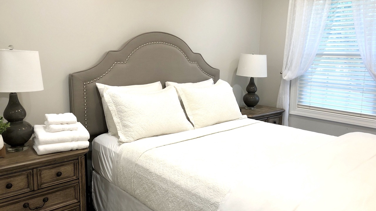 Photo of Bedroom in Harborgate Shores