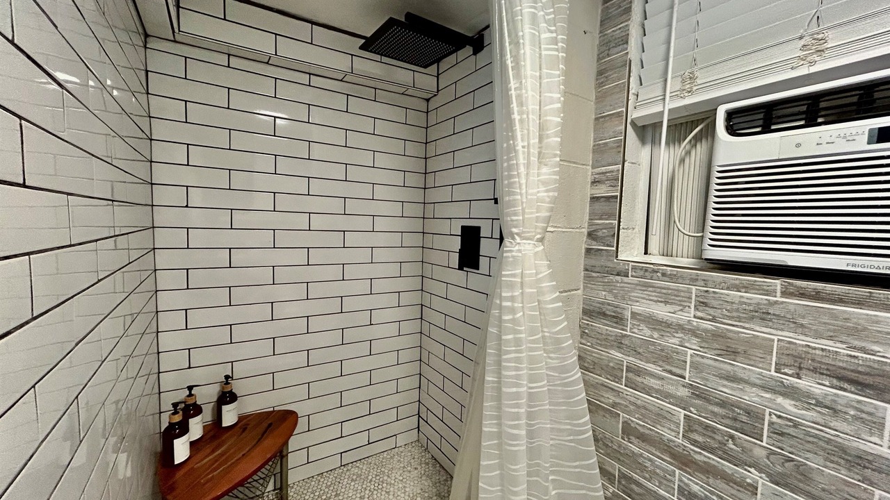 Photo of Bathroom in Lavonia