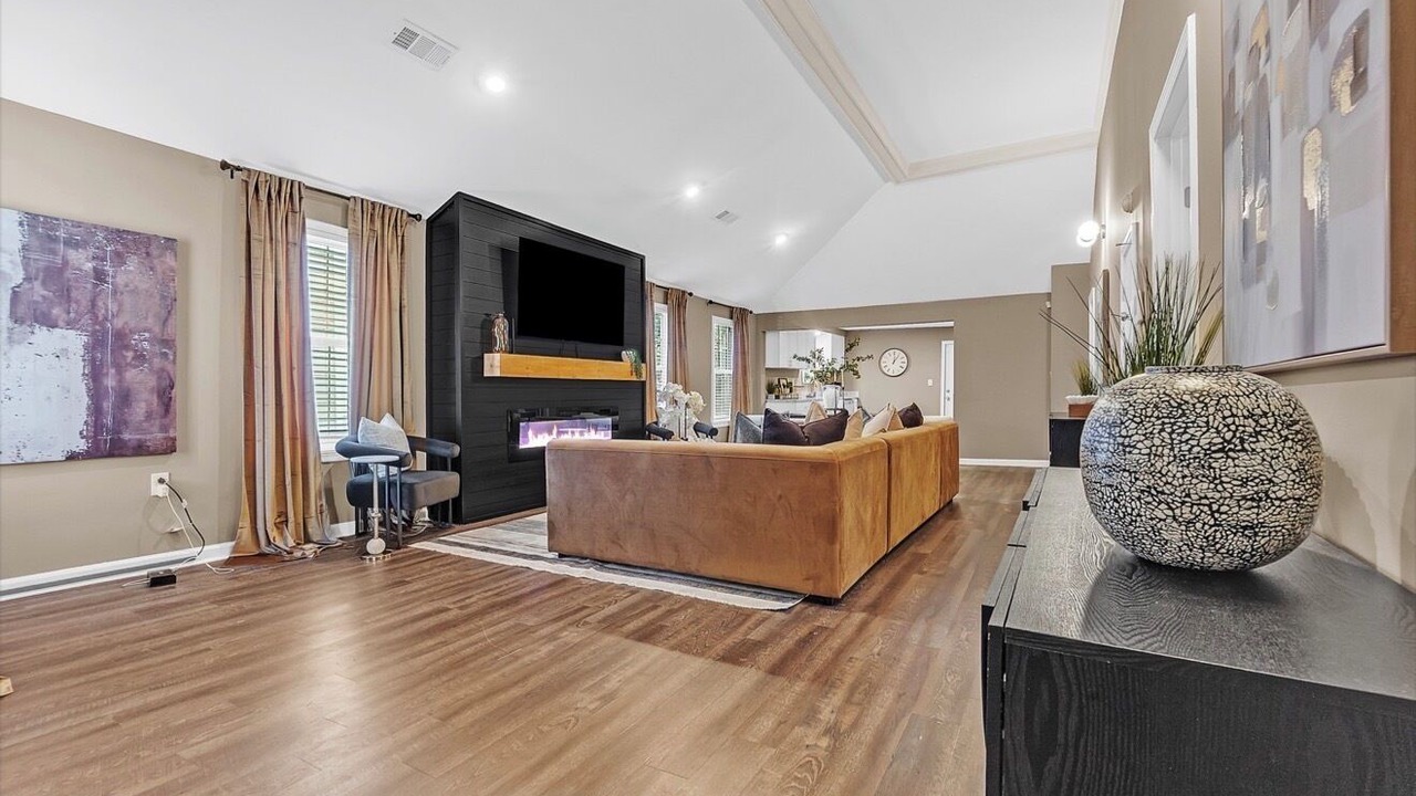 Photo of Livingroom in Uptown