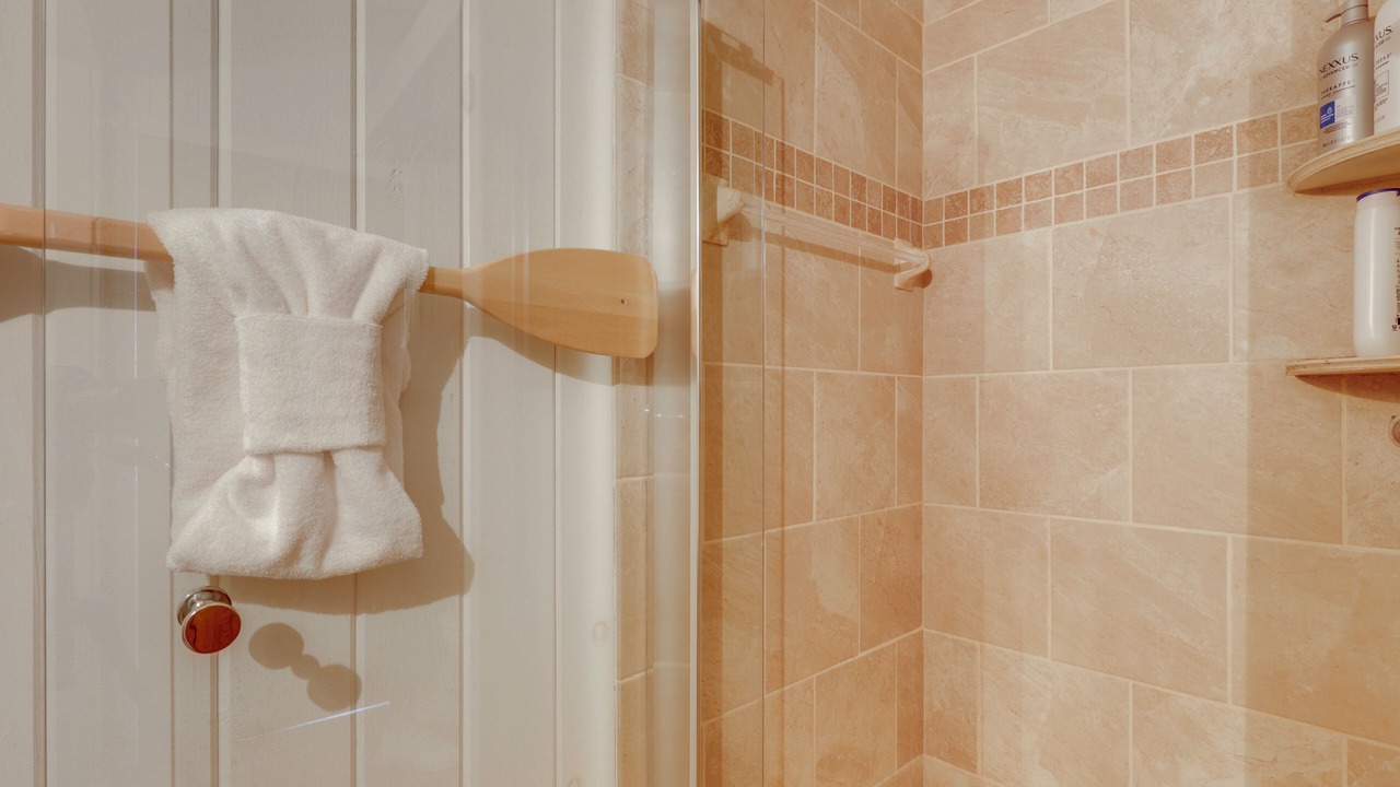 Photo of Bathroom in Bean Station