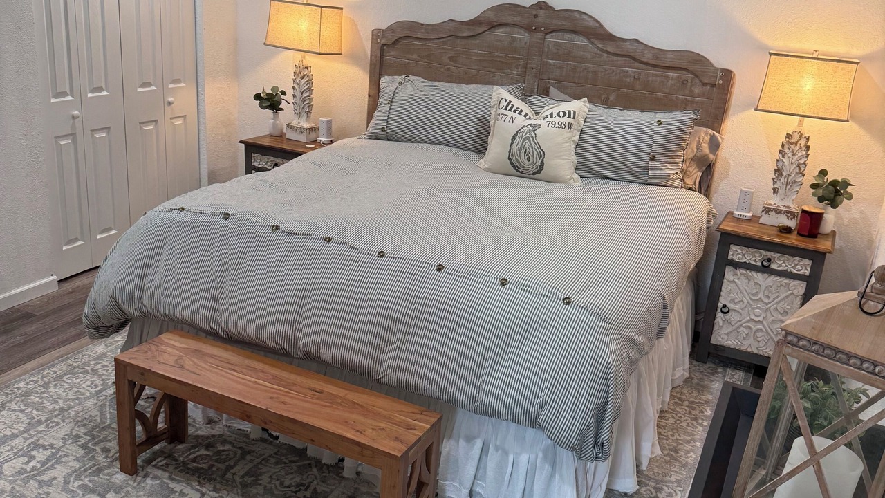 Photo of Bedroom in Roan Mountain