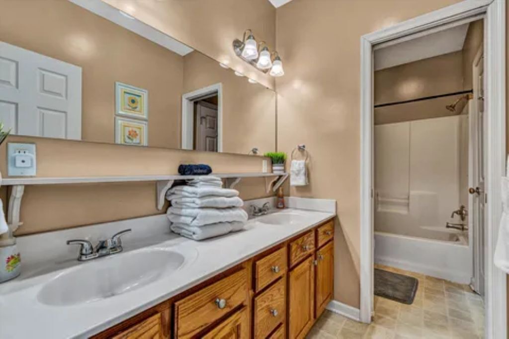 Photo of Bathroom in Goodview