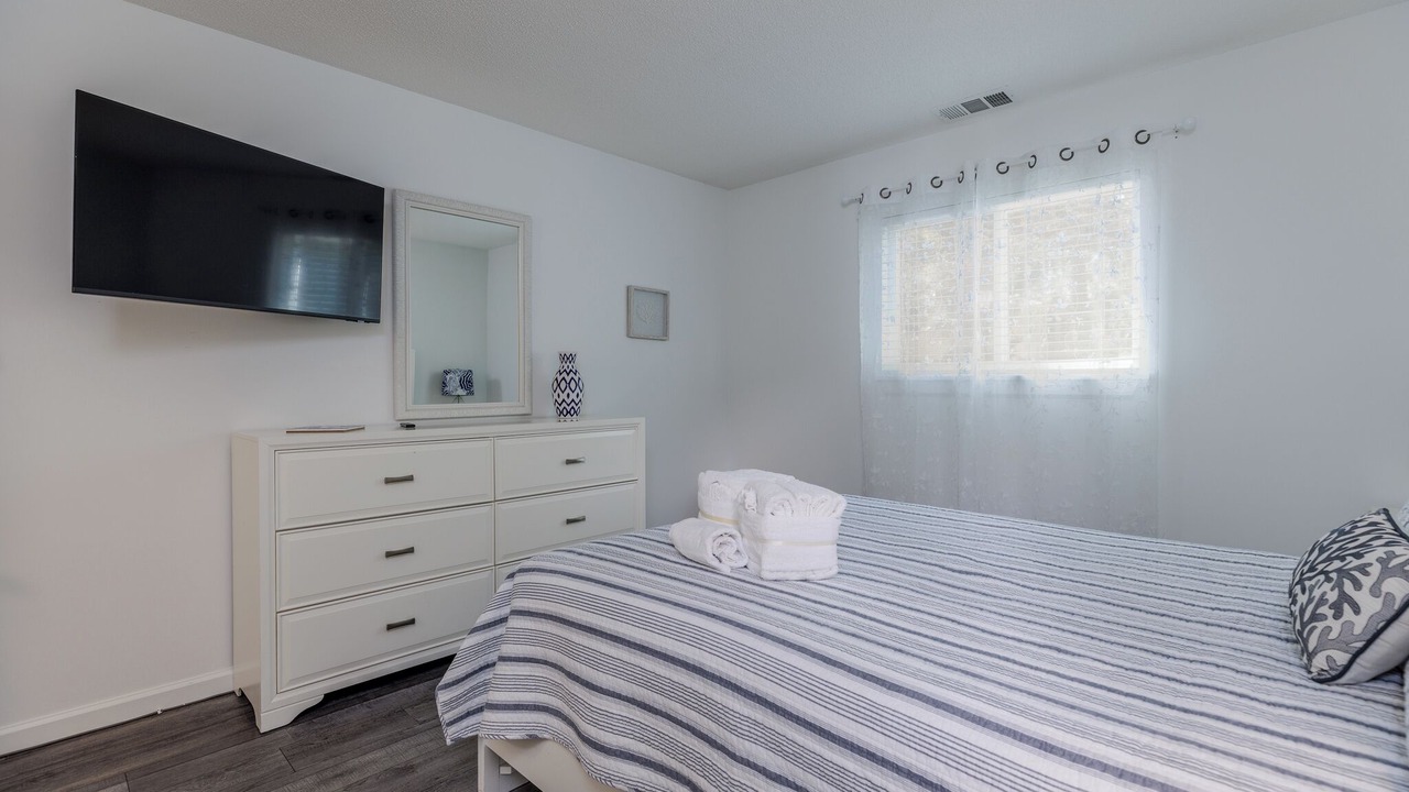 Photo of Bedroom in Lawton Woods