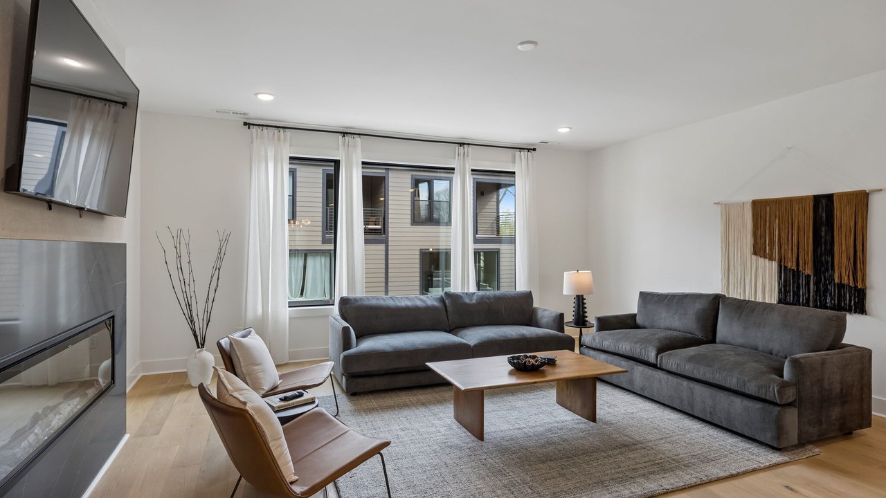 Photo of Bedroom in Hurwood Heights