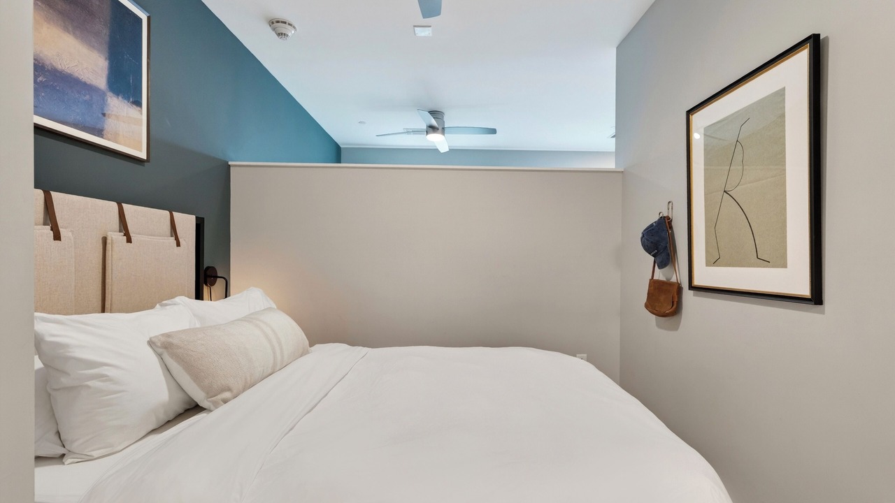 Photo of Bedroom in Hillsboro Village