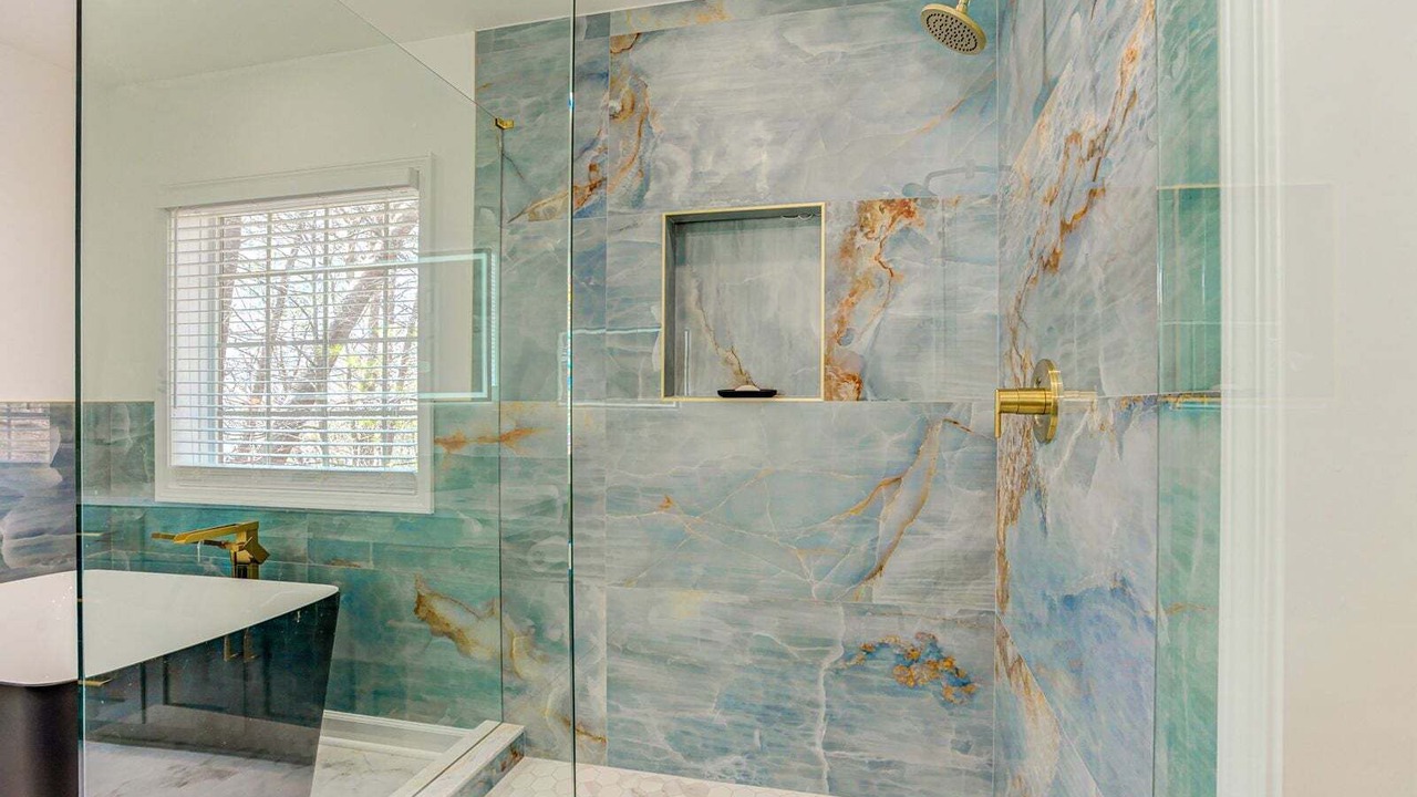 Photo of Bathroom in Jasper