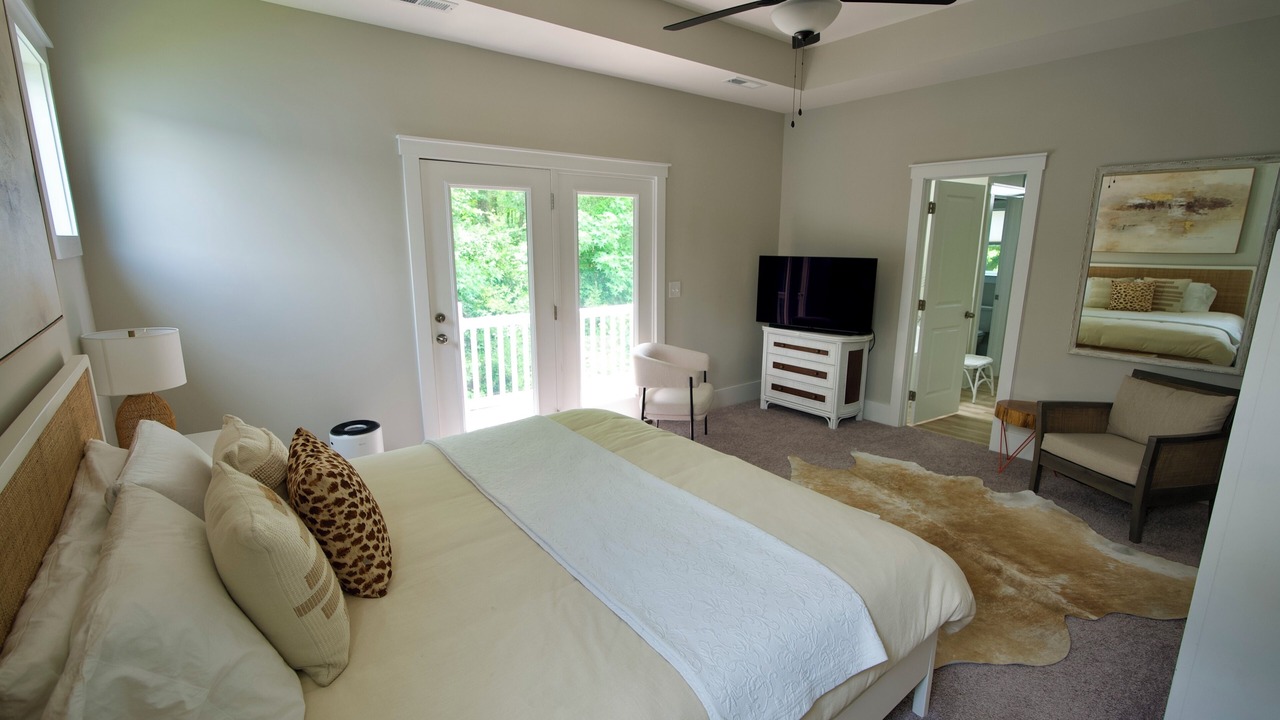 Photo of Bedroom in North Litchfield Beach