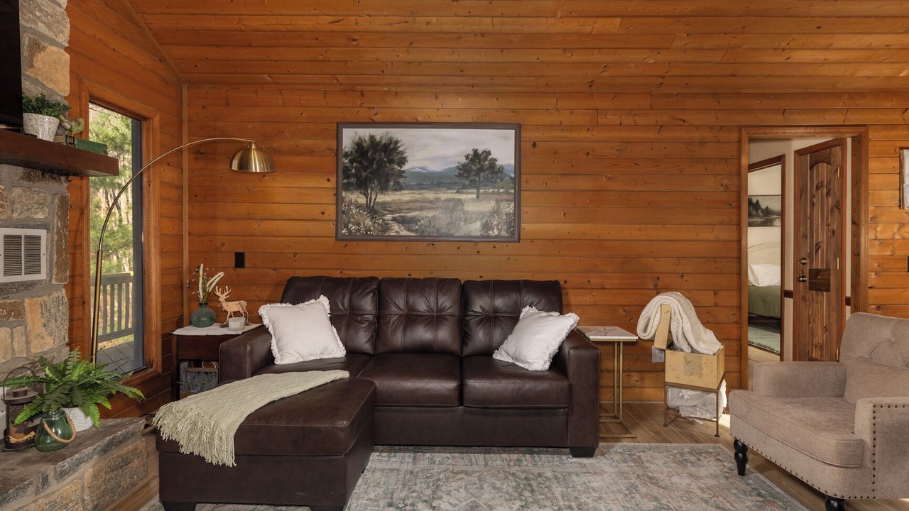 Photo of Livingroom in Deep Gap