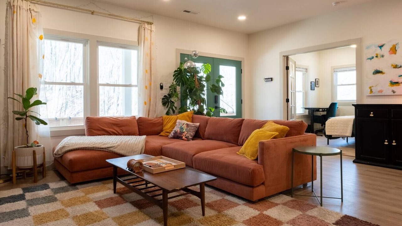 Photo of Livingroom in Leicester