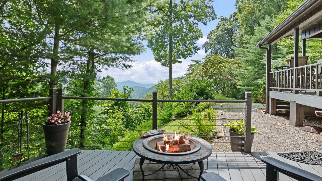 Photo of Patio Balcony in Waynesville