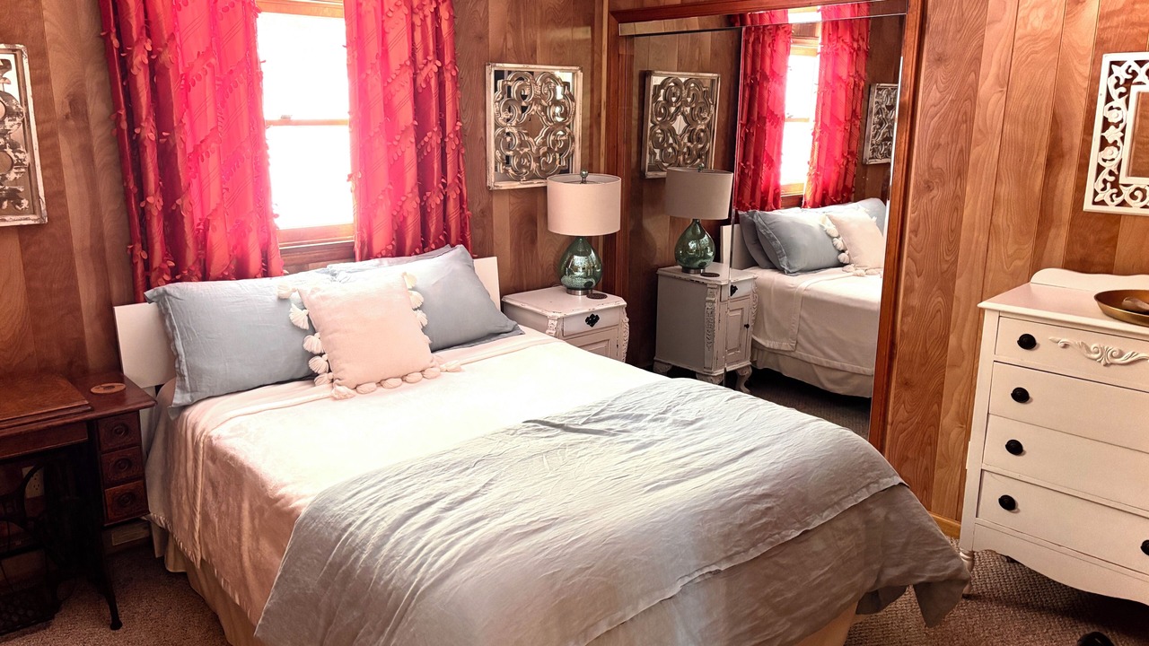 Photo of Bedroom in Mills River