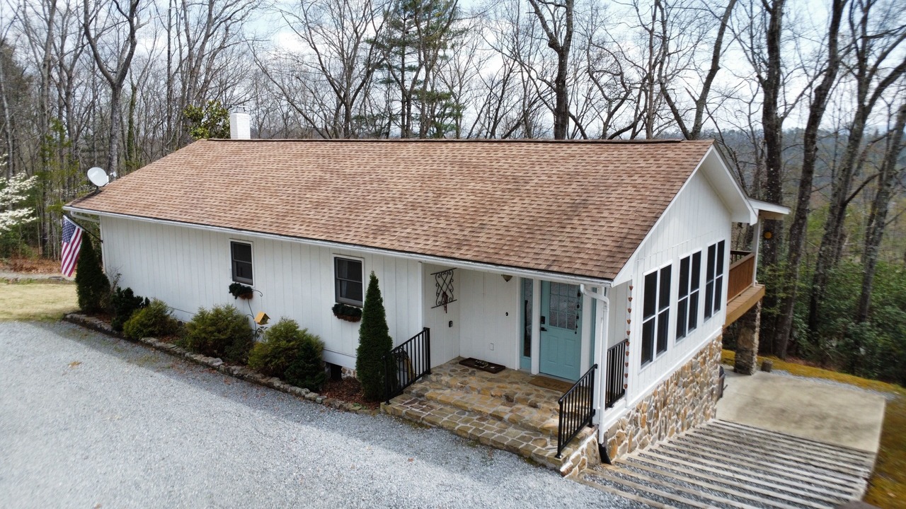 Photo of Outdoor in Mills River