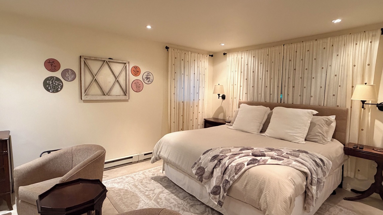 Photo of Bedroom in Mills River