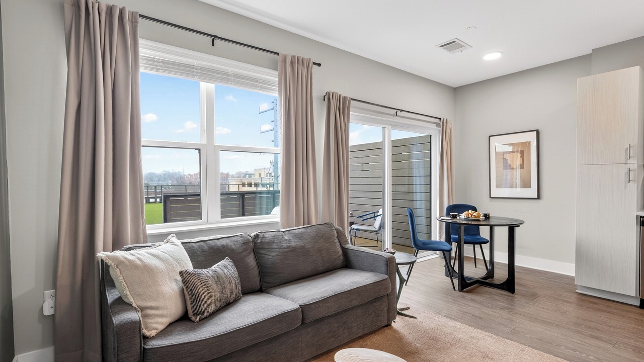 Photo of Livingroom in Midtown