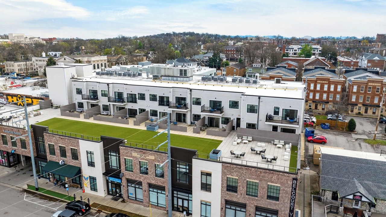 Photo of Outdoor in Hillsboro Village