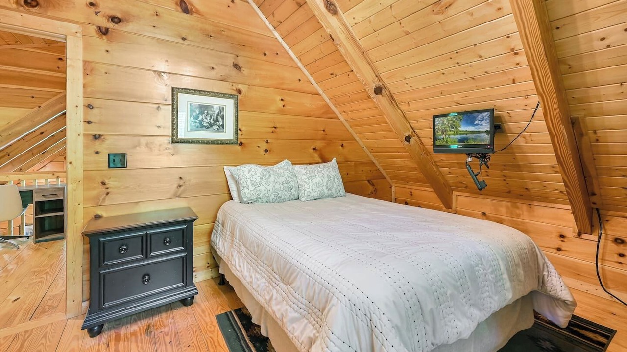 Photo of Bedroom in Sunset Cove
