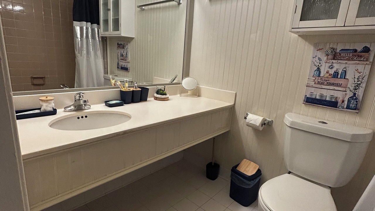 Photo of Bathroom in Sheffield Park