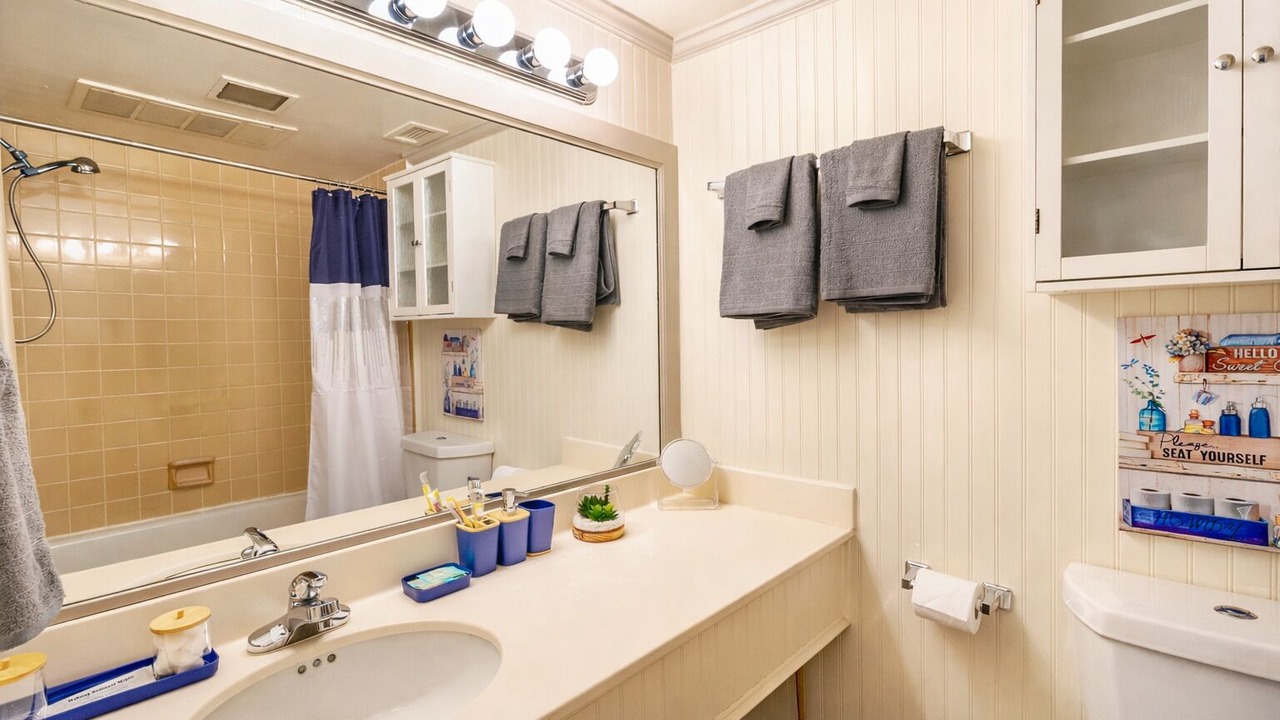 Photo of Bathroom in Sheffield Park