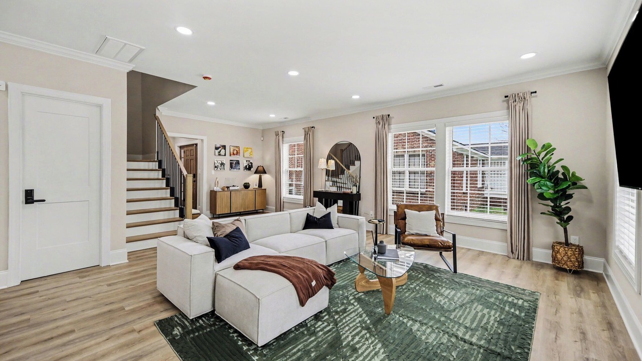 Photo of Livingroom in Wesley Heights