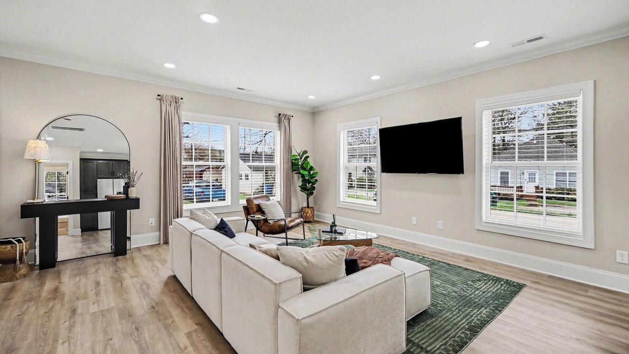 Photo of Livingroom in Wesley Heights