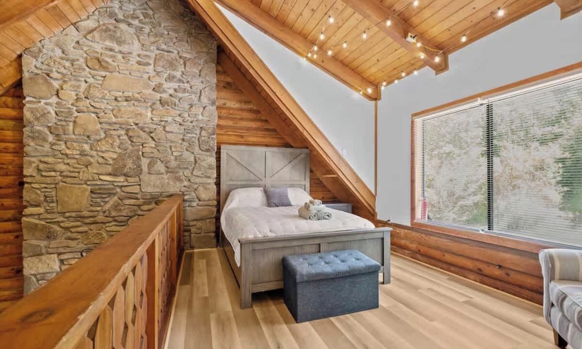 Photo of Bedroom in Black Mountain