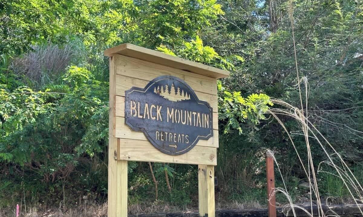Photo of Others in Black Mountain