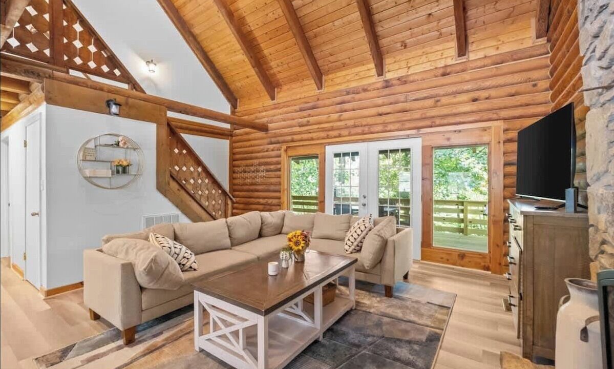Photo of Livingroom in Black Mountain