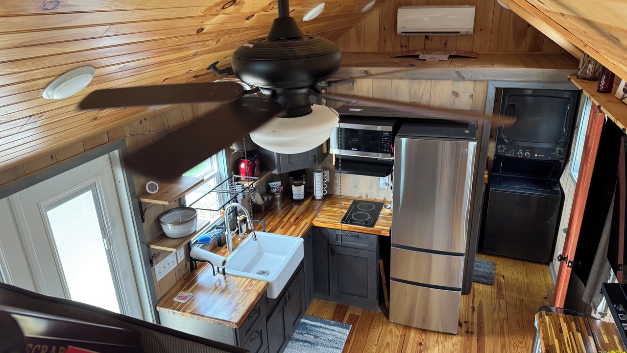 Photo of Kitchen in Mohawk