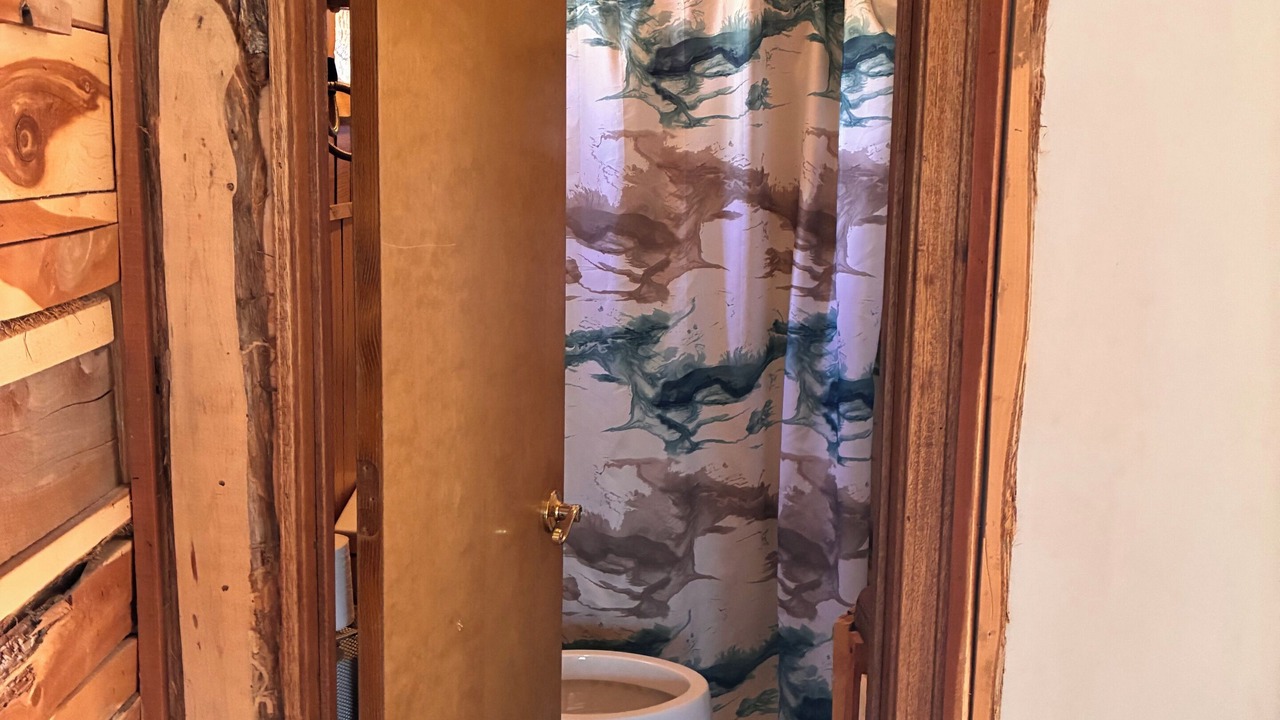 Photo of Bathroom in Tazewell