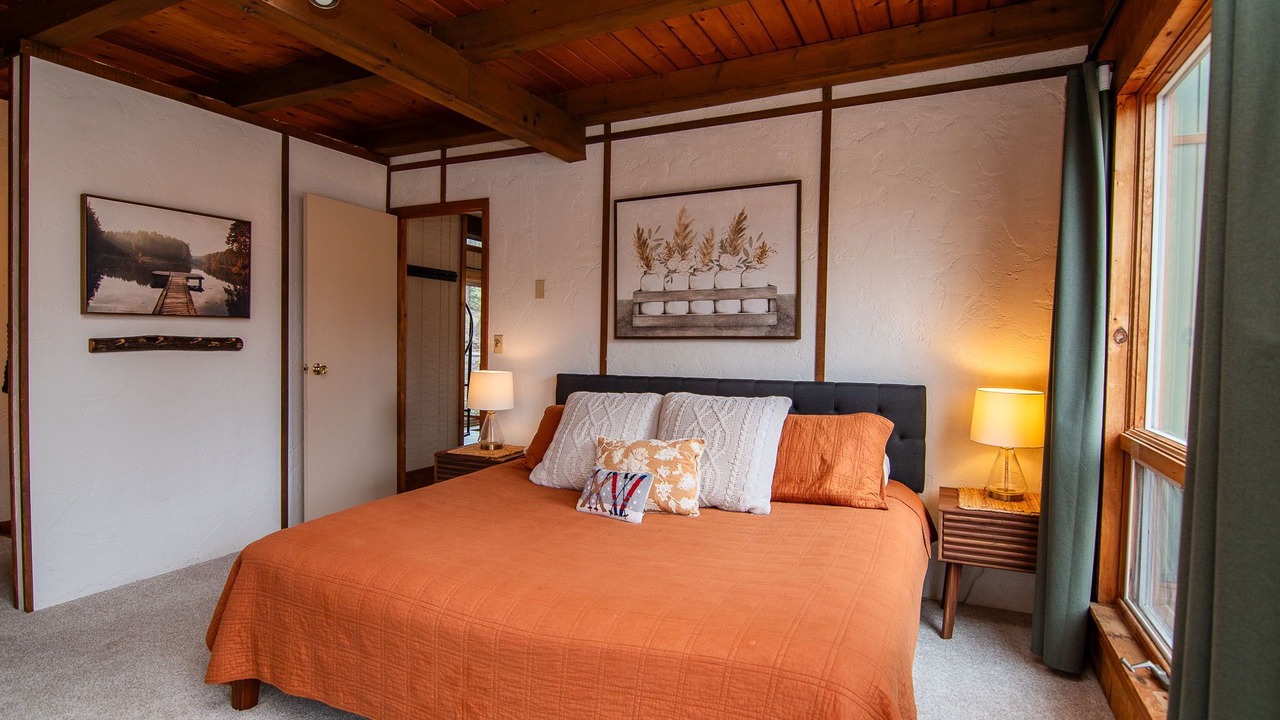 Photo of Bedroom in Hidden Valley