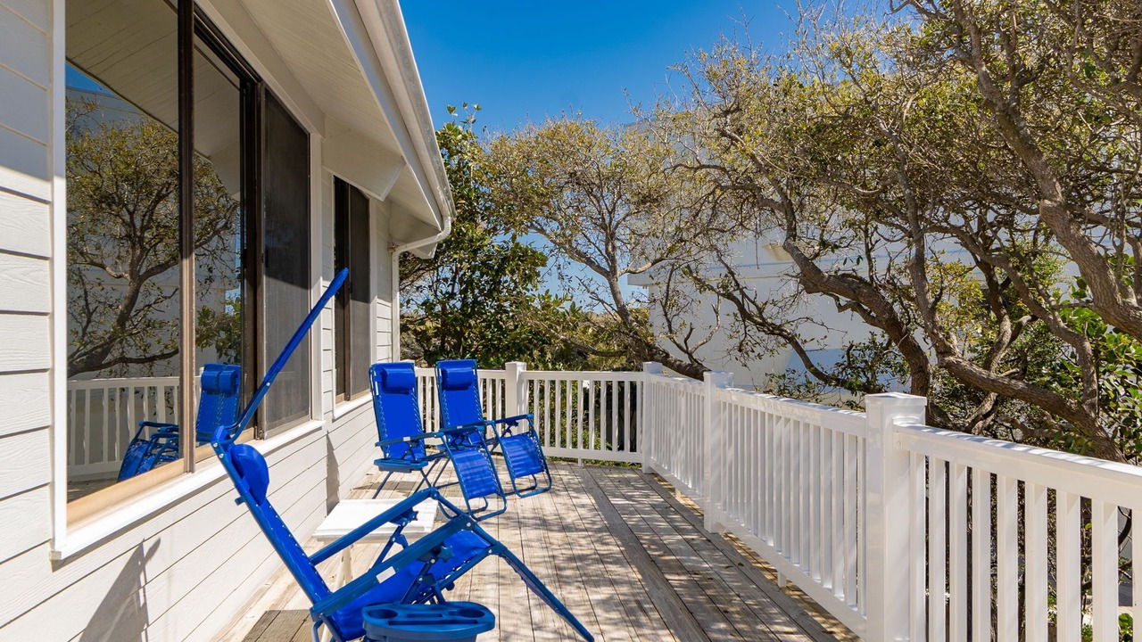 Photo of Patio Balcony in Pine Knoll Shores