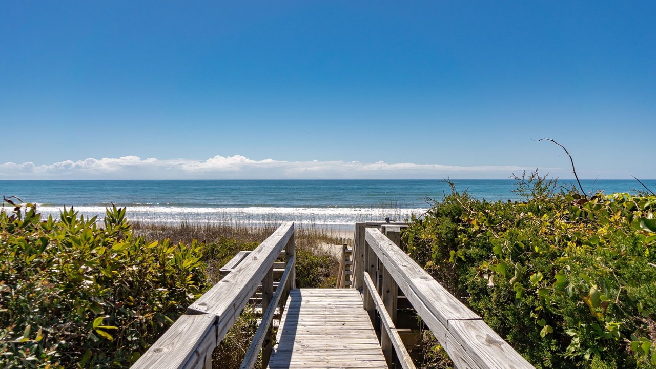 Photo of Others in Pine Knoll Shores