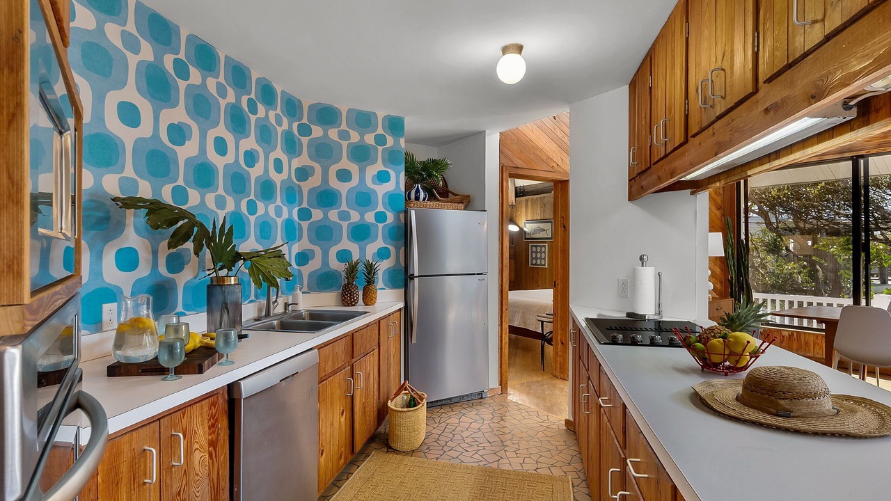 Photo of Kitchen in Pine Knoll Shores