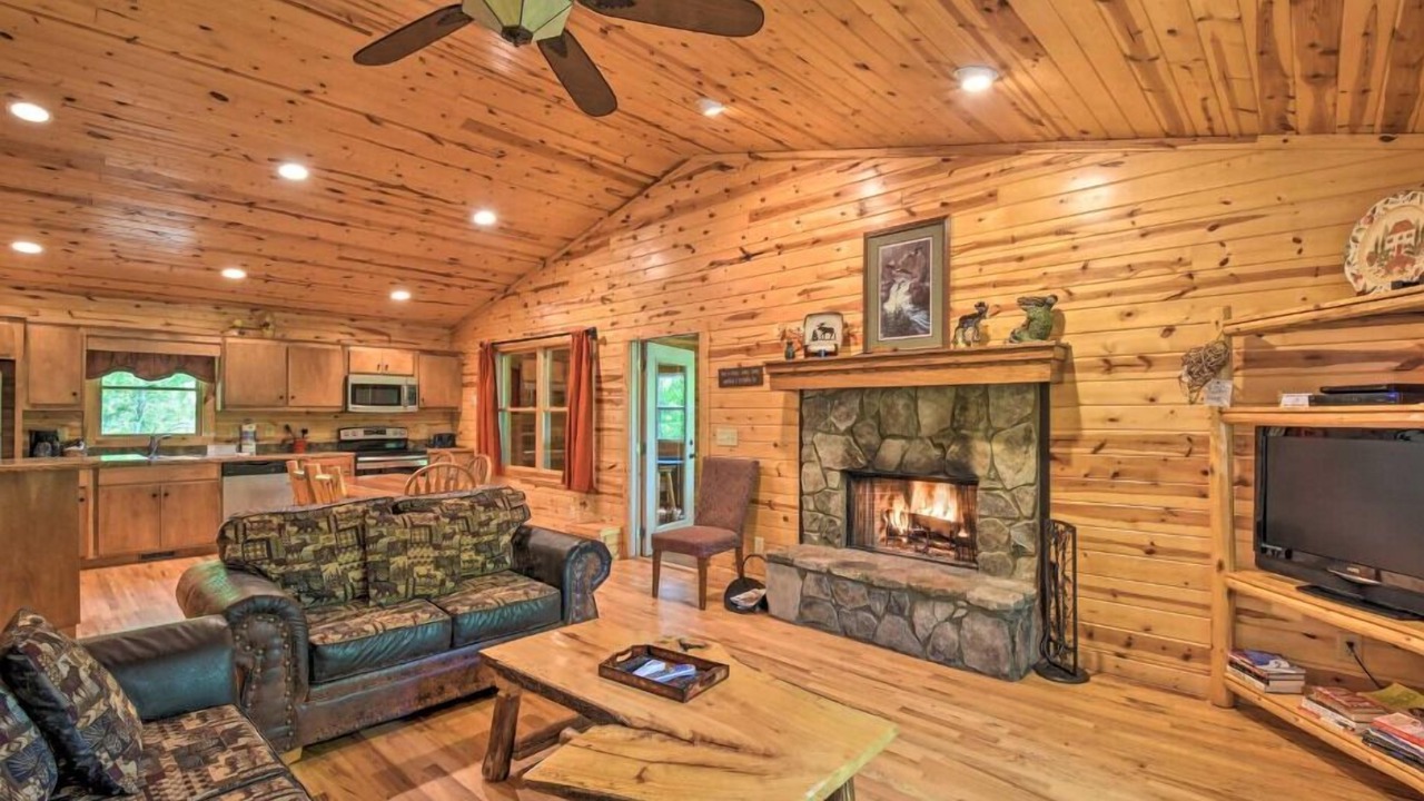 Photo of Livingroom in Helen