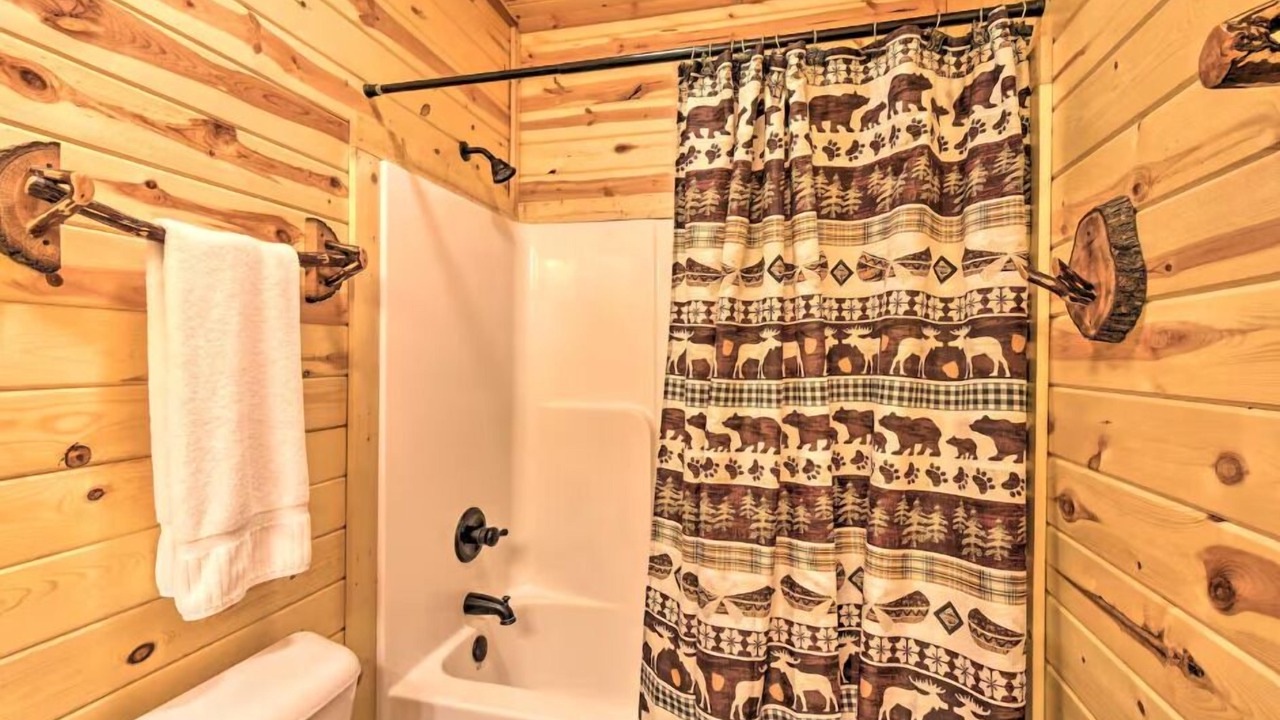 Photo of Bathroom in Helen