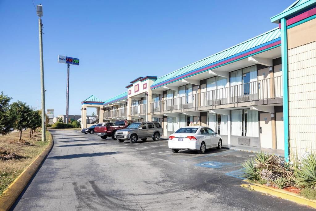 Photo of Outdoor in Tyner